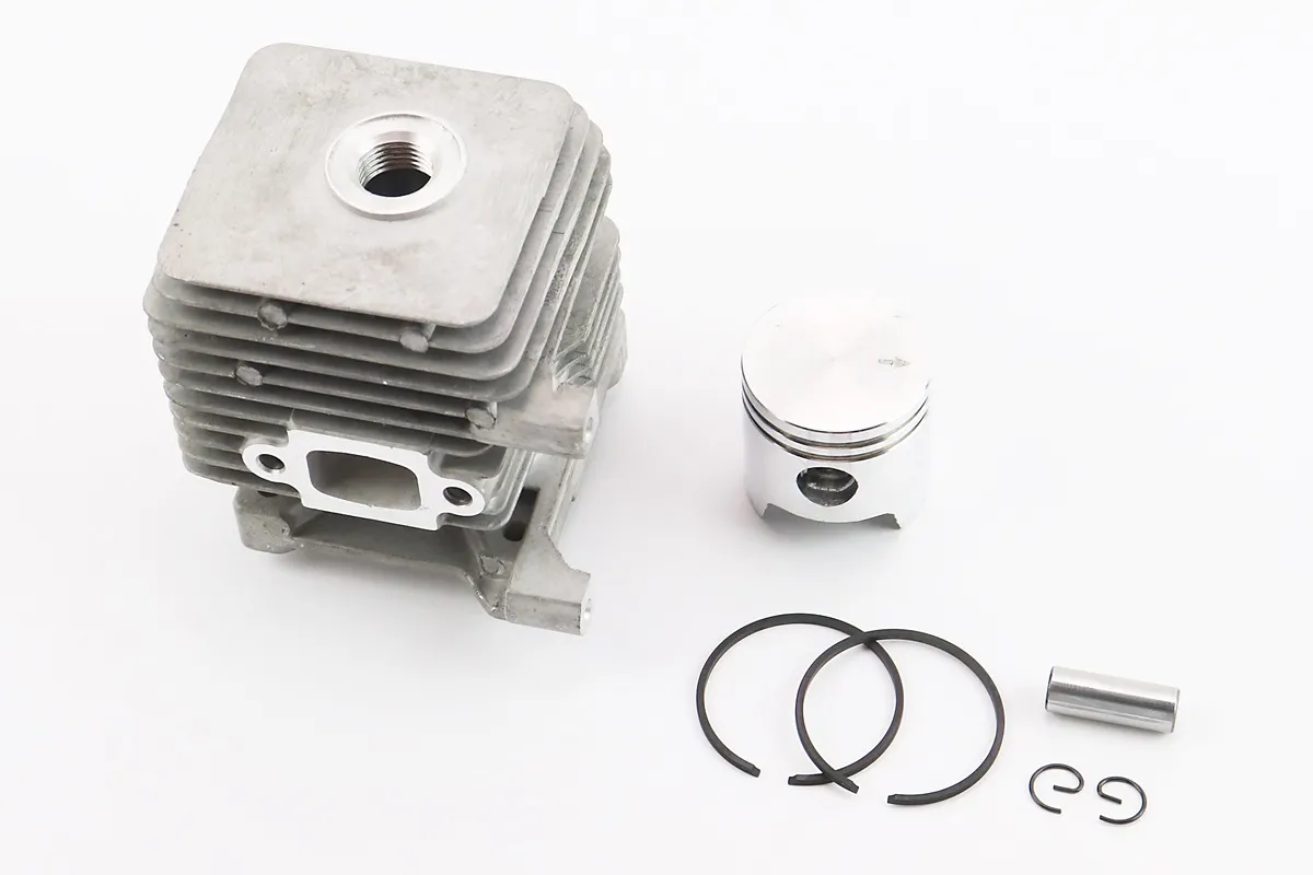 Циліндр к-кт (цпг) 34mm (палець 8mm) (без різьби під шпильки) Stihl FS-38/45/55, MM55, BT45 (S_202643)