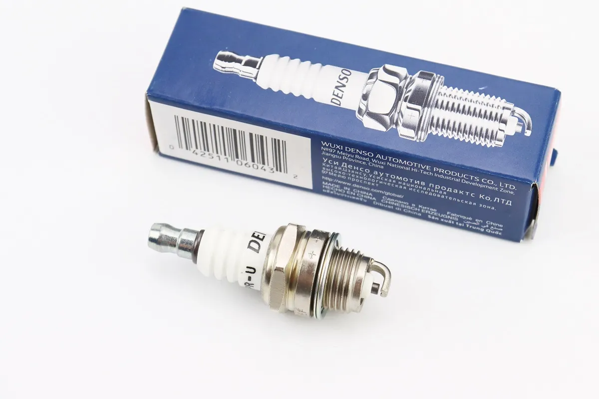 Свічка 2Т W22MPR-U - M14 L10 - пили/коси (S_301304)