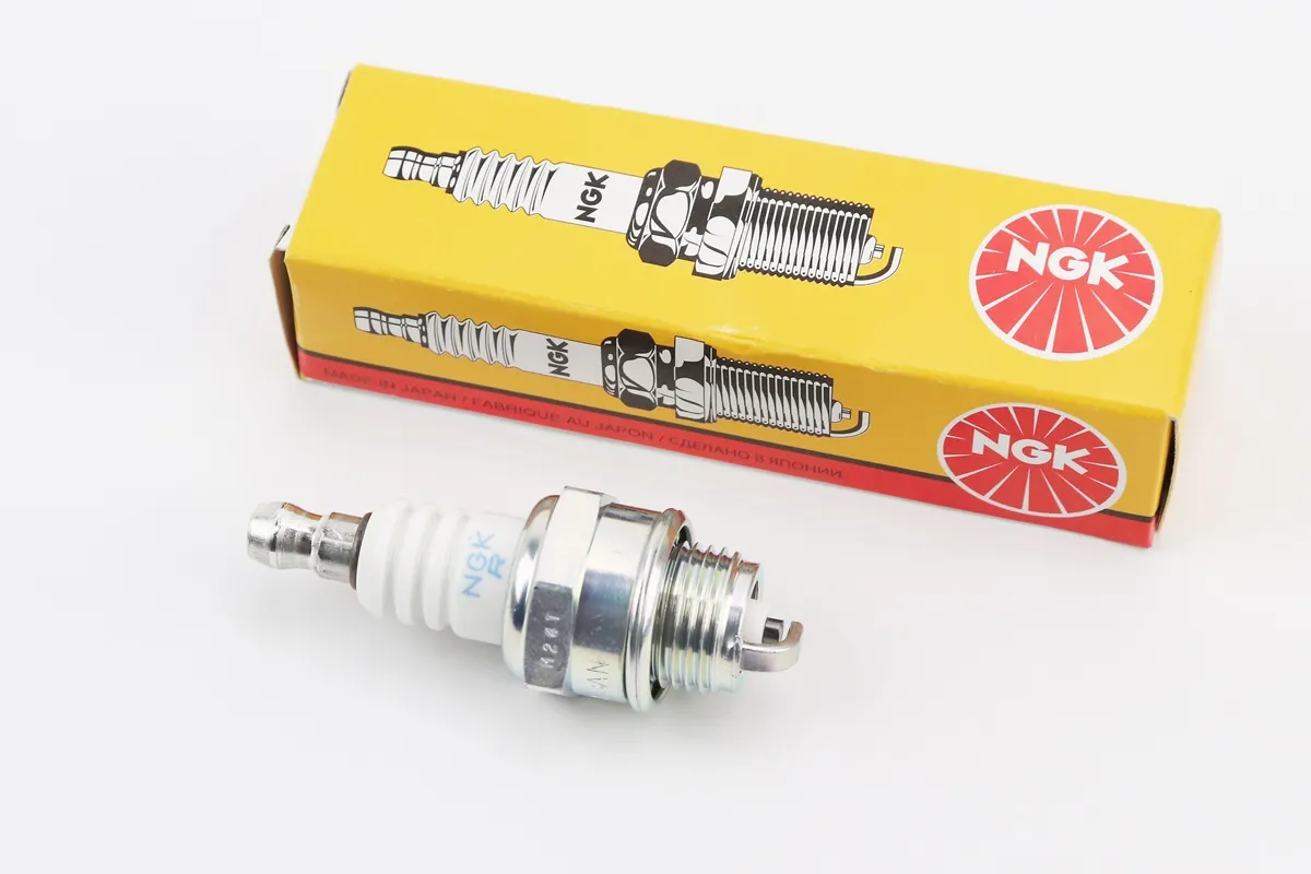 Свічка 2Т BPMR7A - M14 L10 - пили/коси (S_301386)
