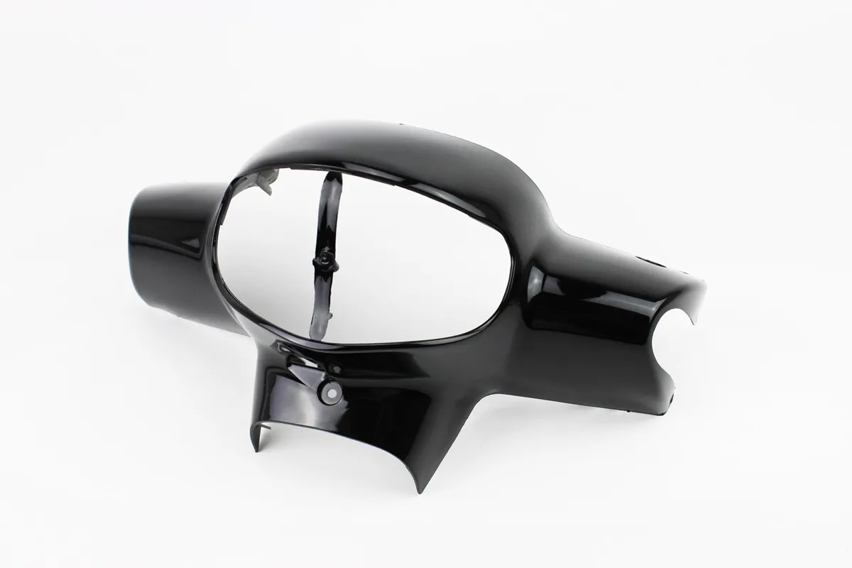 Suzuki LET'S-IV CA41A/45A пластик - керма передній 