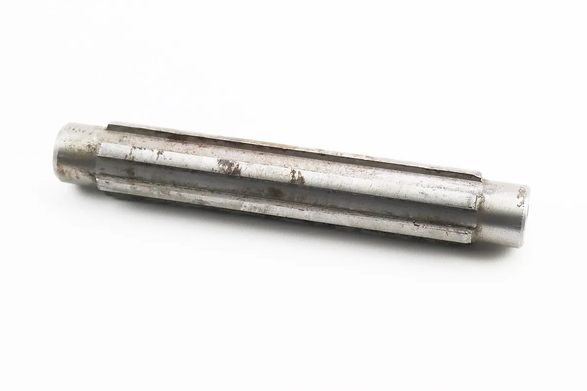 Вал КПП шліцевий L-150mm, D-25mm 101-2 (S_604151)