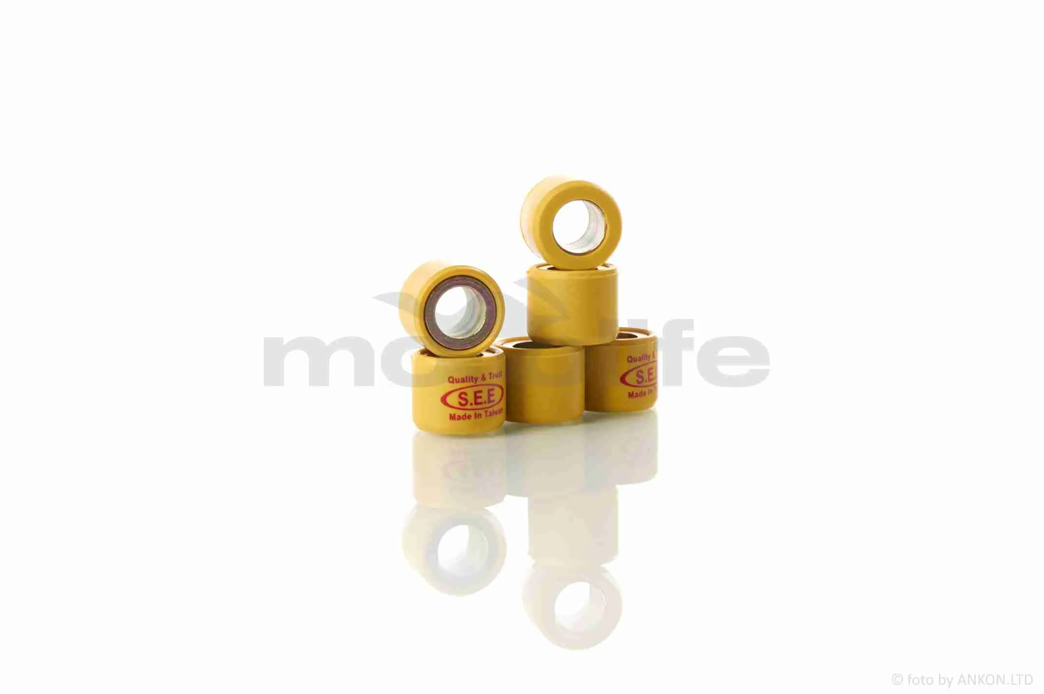 at-001394_12