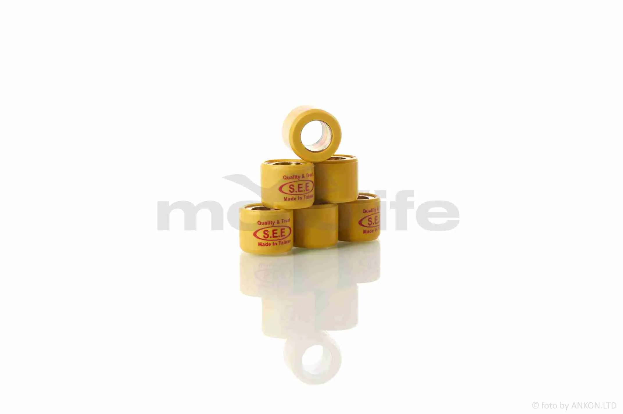 at-001394_13
