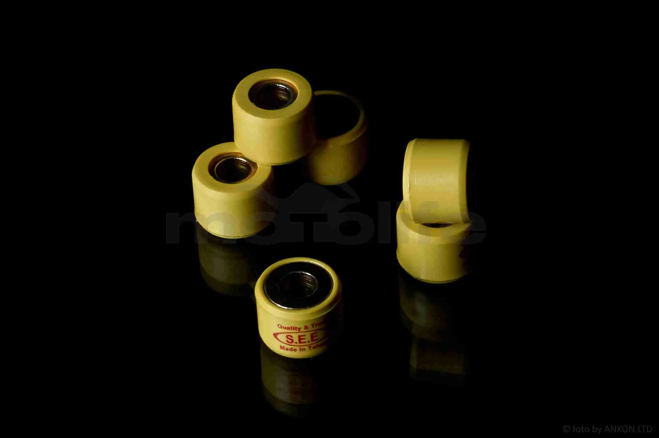at-001395_16