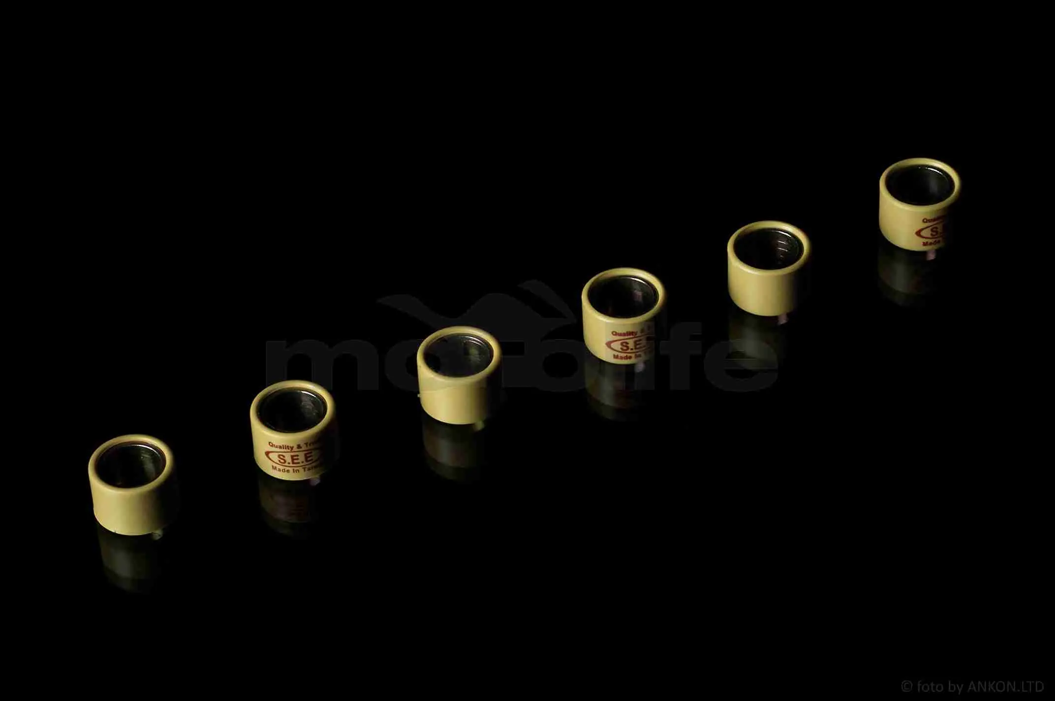 at-001395_2