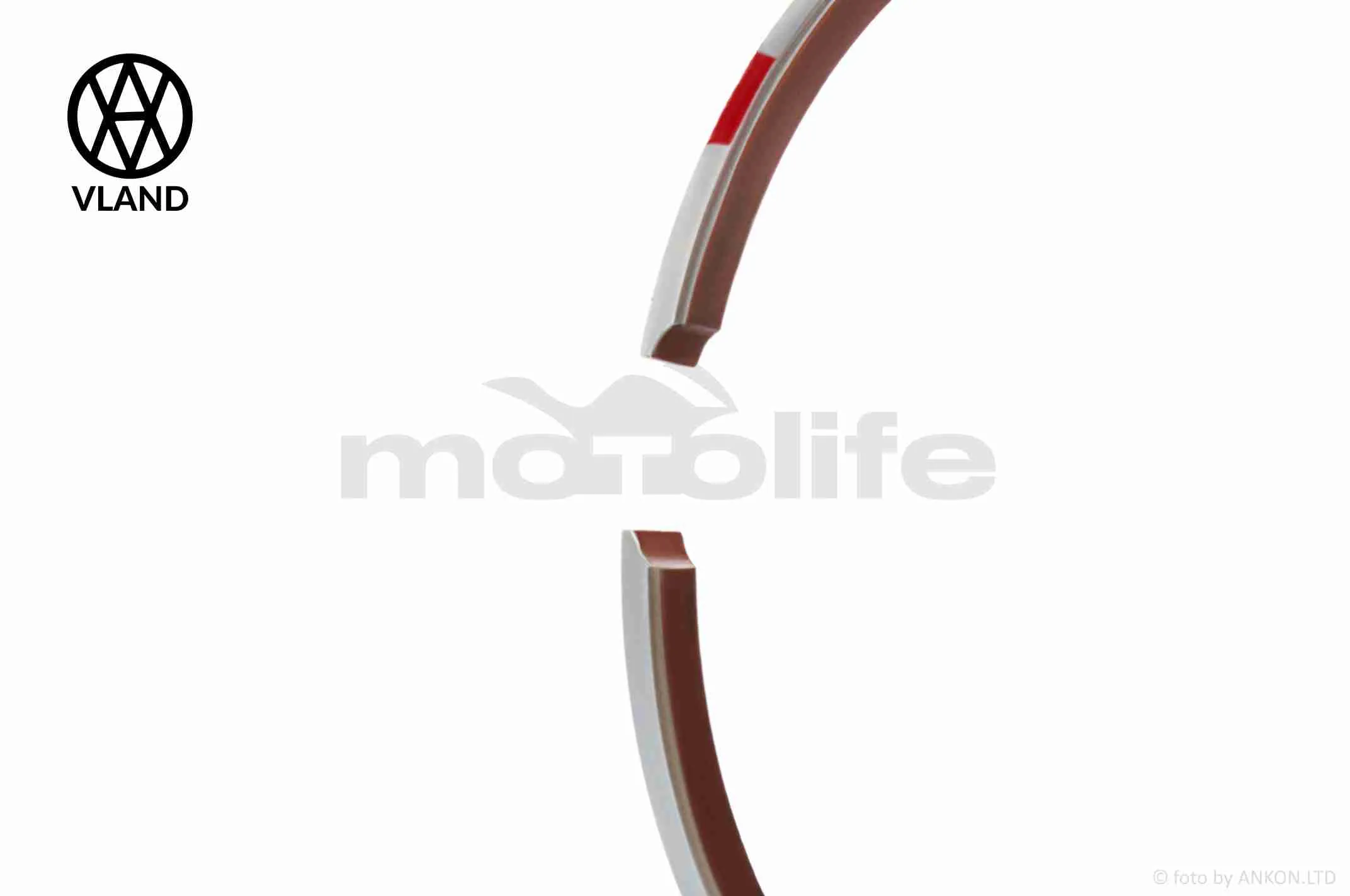 at-001589_2