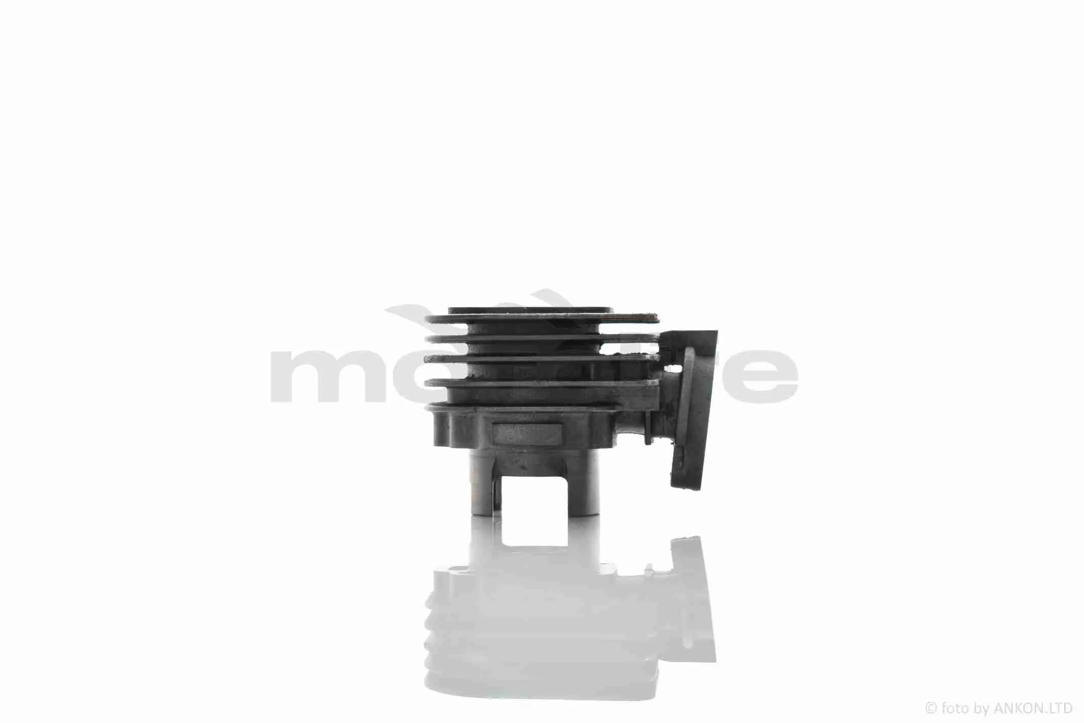 at-006072_4