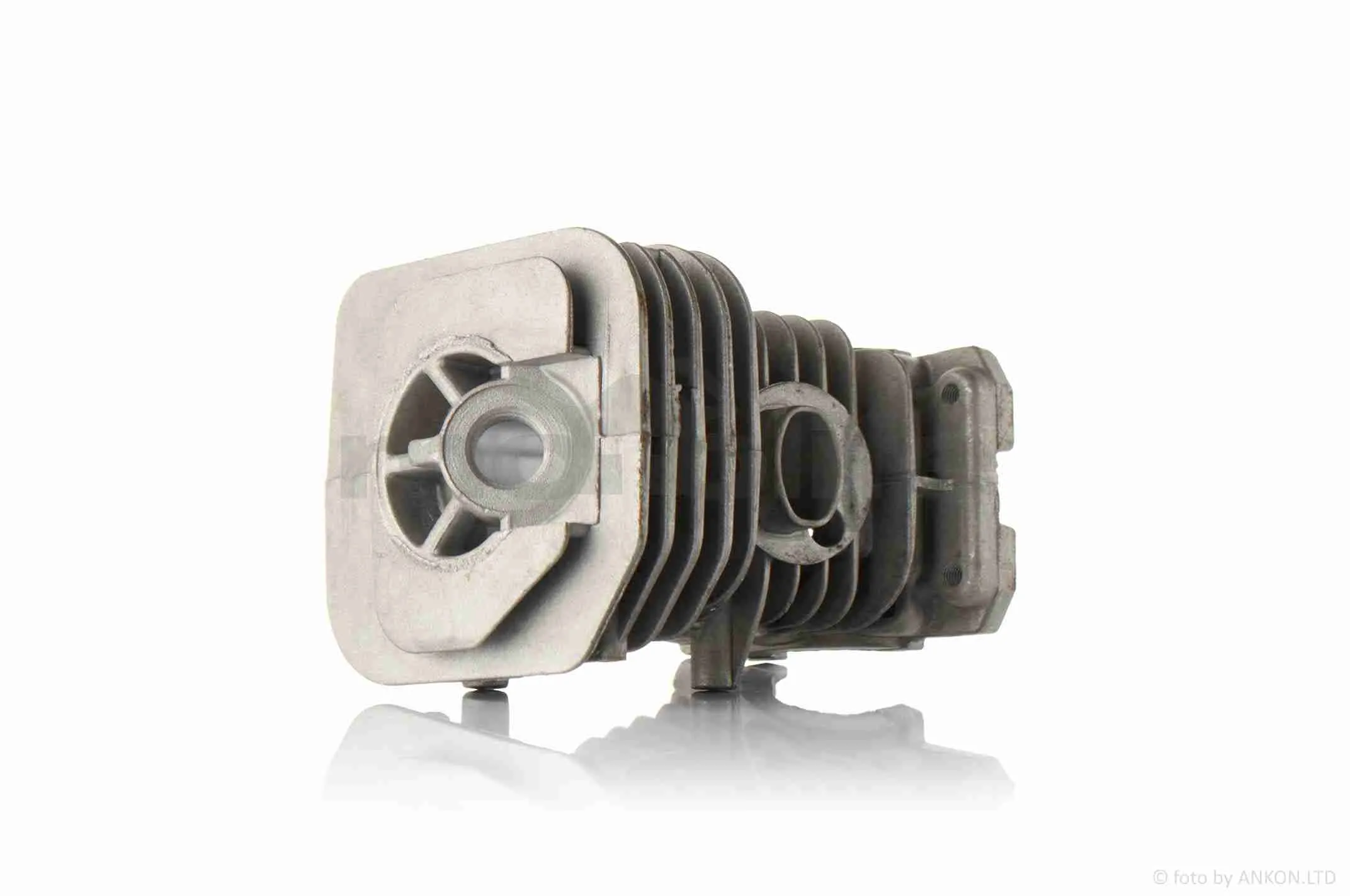 at-007981_4