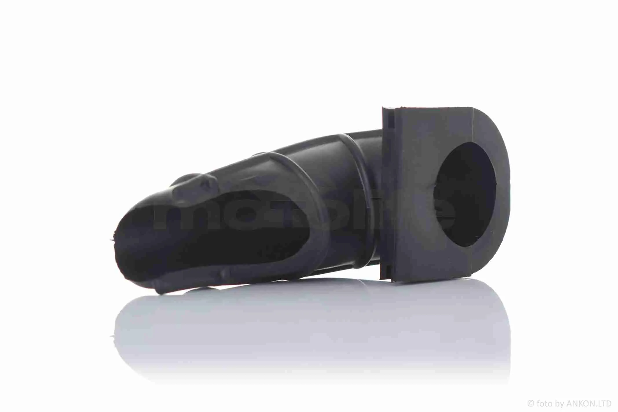 at-012893_3