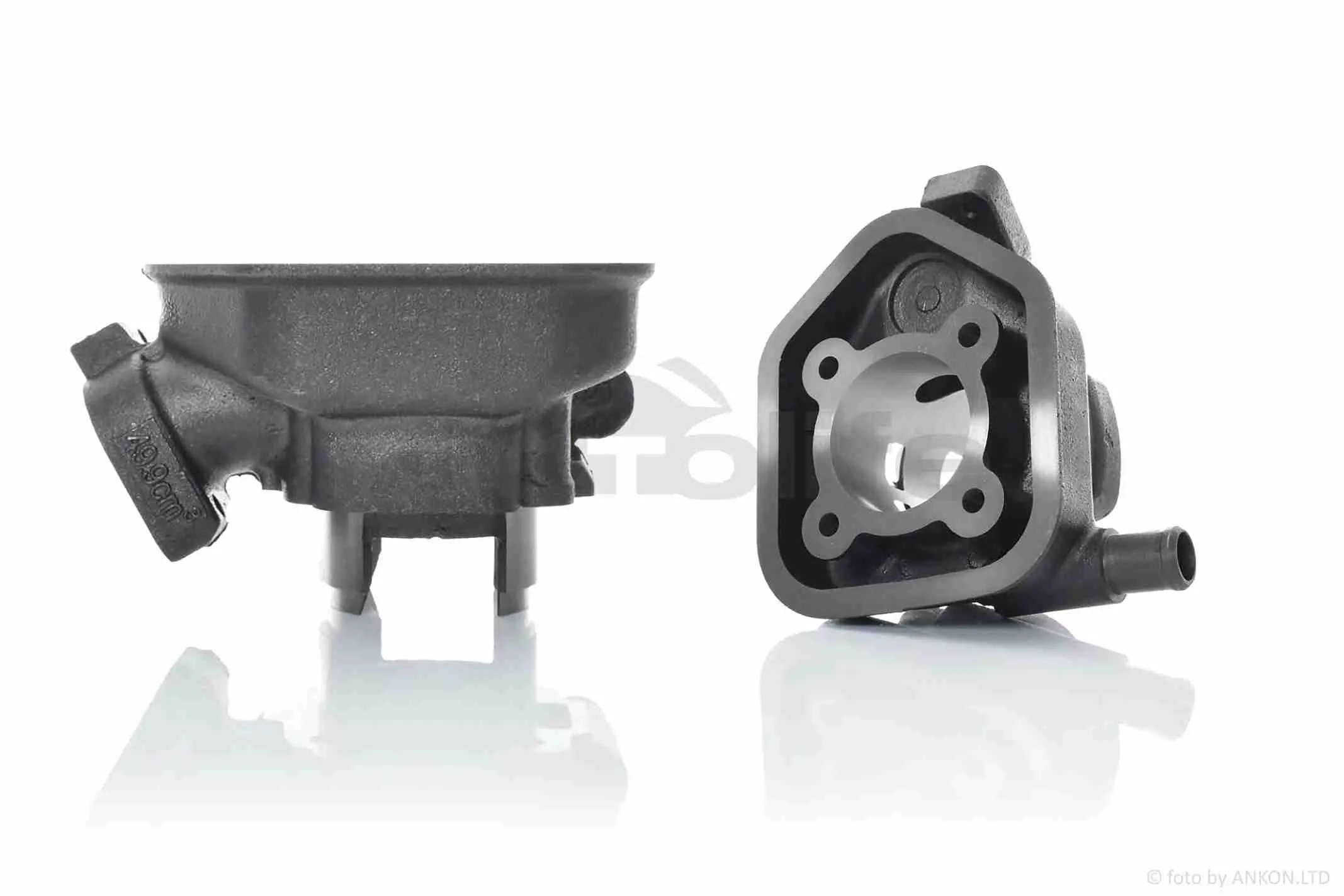 at-015832_2