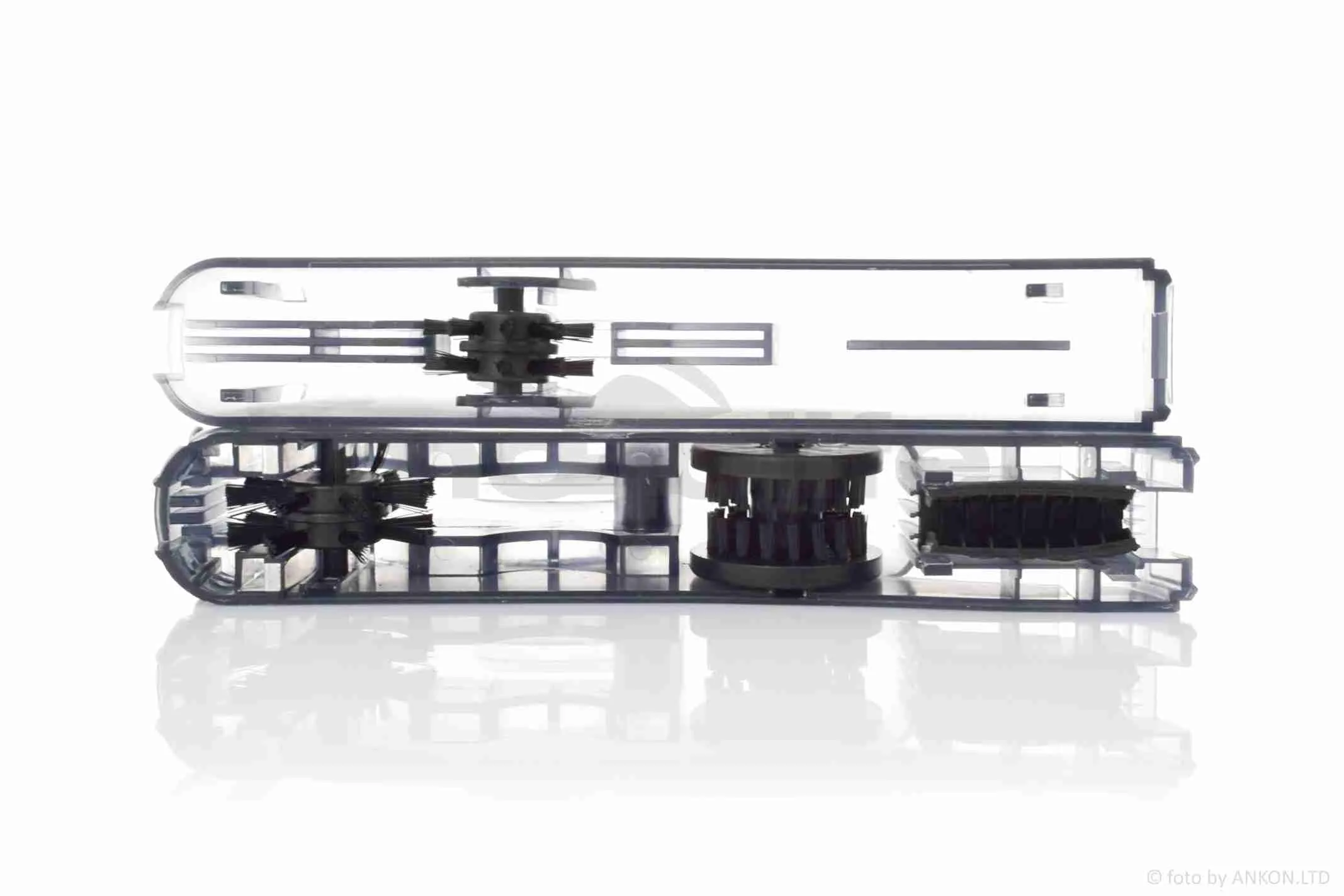 at-020845_3