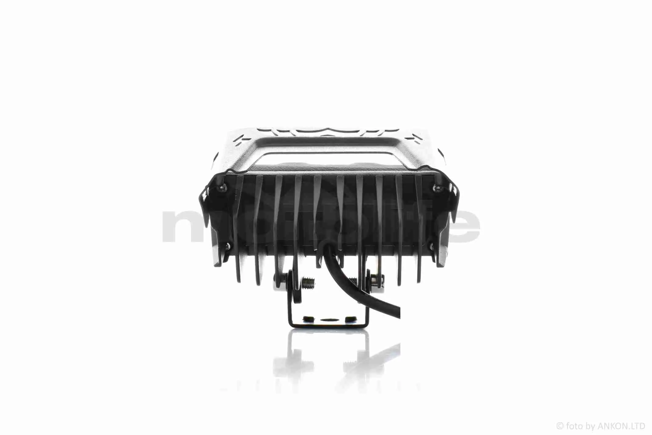 at-033493_2