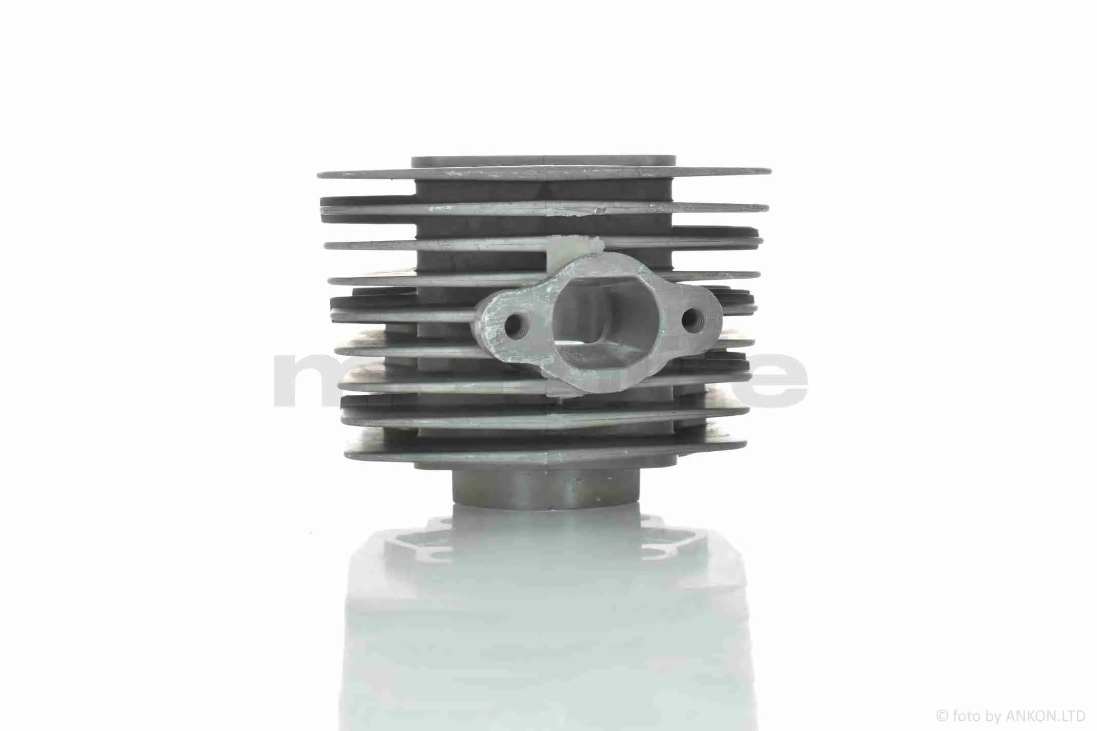 at-002208_10