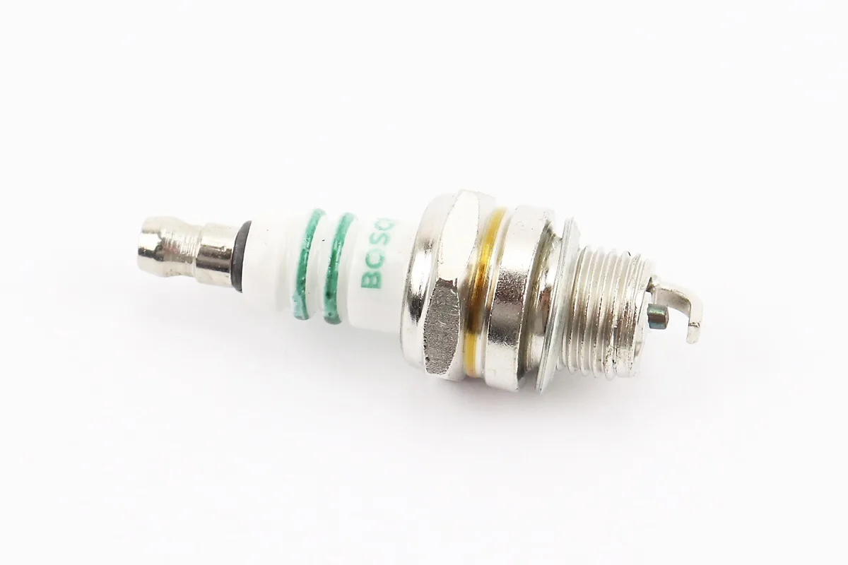 Свічка 2T L6TC M14-L9,5 пили/коси (BOSCH) (P_301158)
