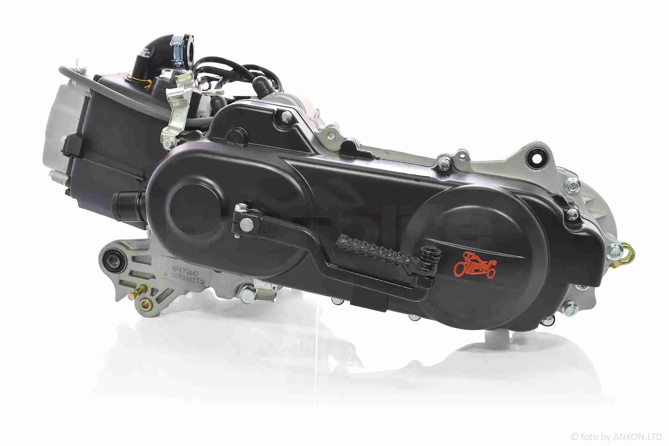 Двигун  GY6 80cc  43cm, під один амортизатор, 110 колодка  