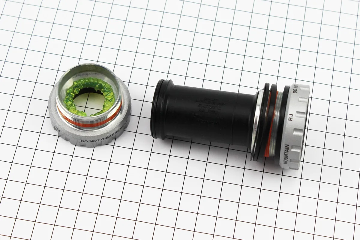 Каретка Hollowtech II MTB 68-73мм, під інтегровану вісь 24мм, Deore SM-BB52 (S_404141)