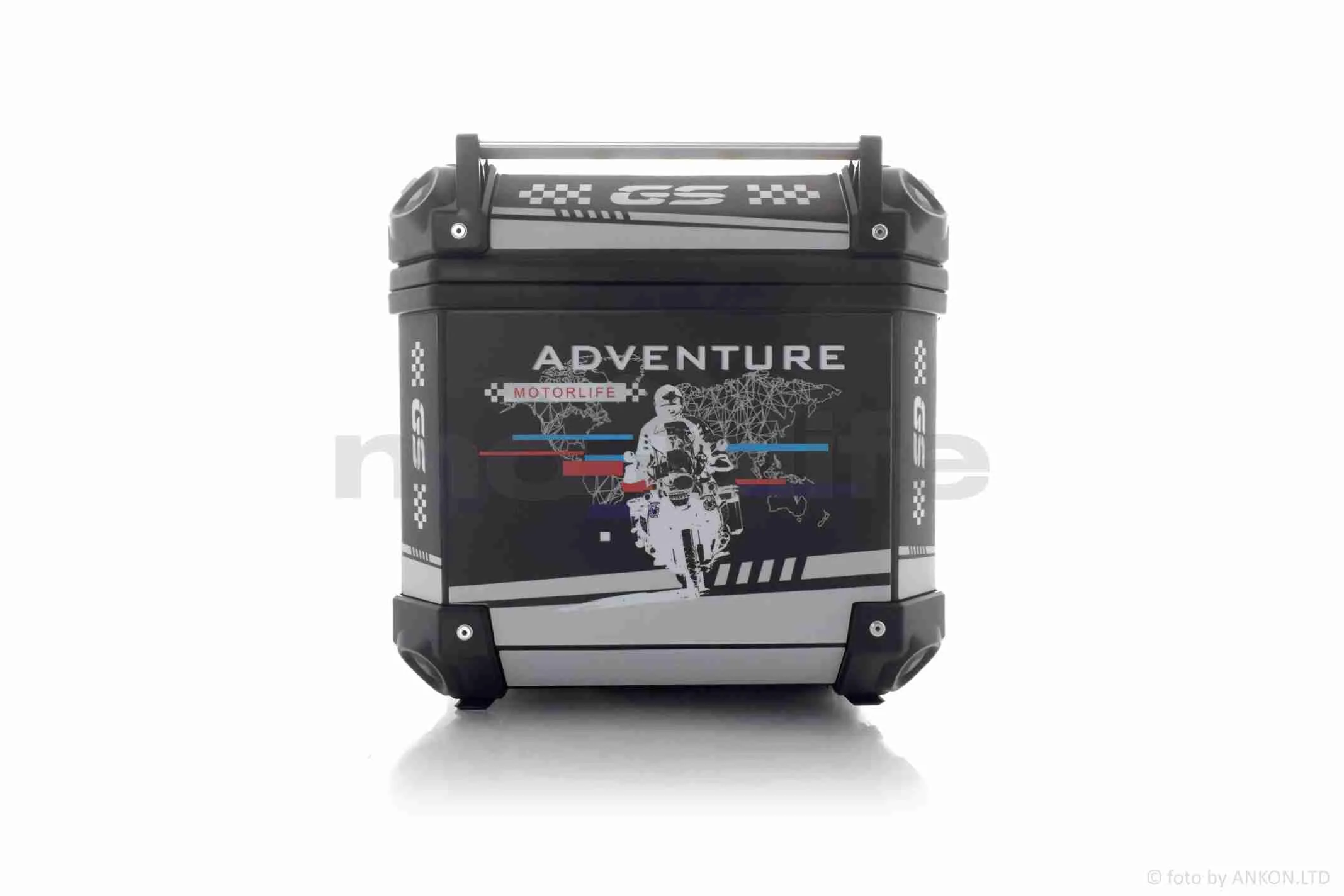 at-034840_4