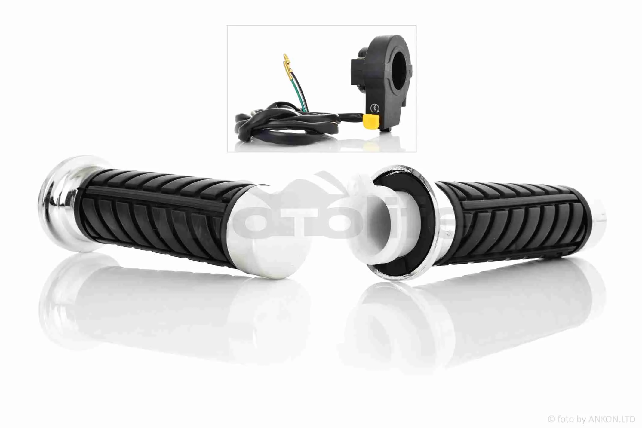 Ручки керма  +блок кнопок веломотору  2T F80 (A_AT-029064)