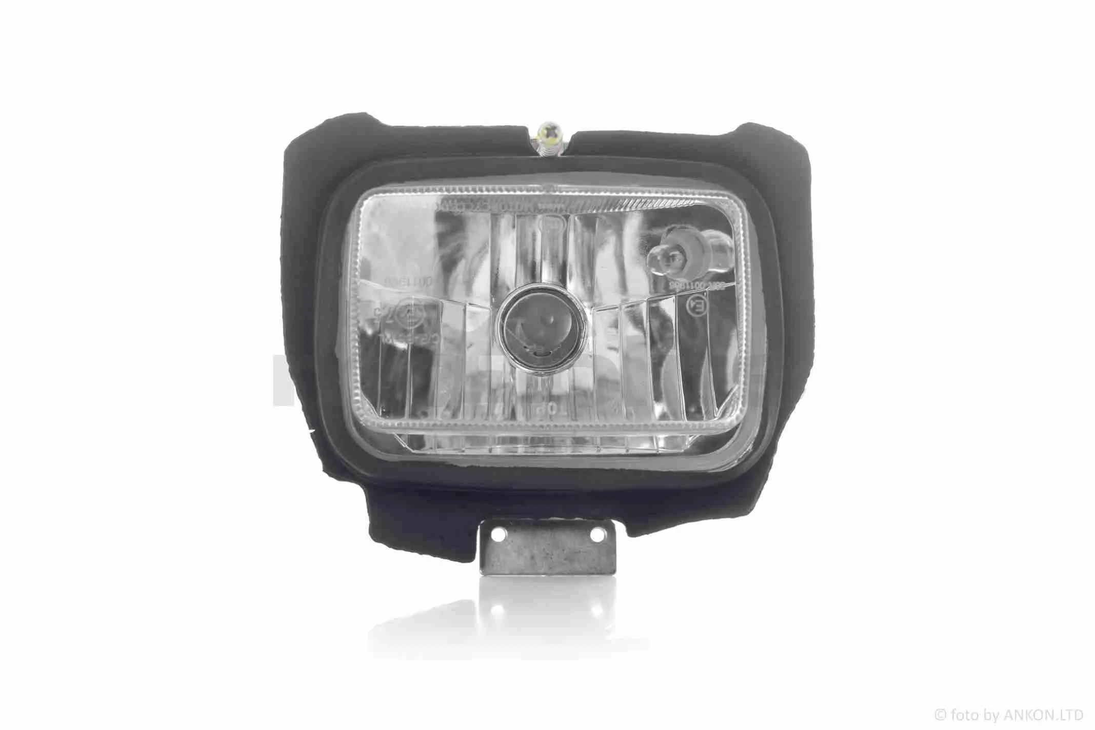 Фара  DTR 125  у зборі  