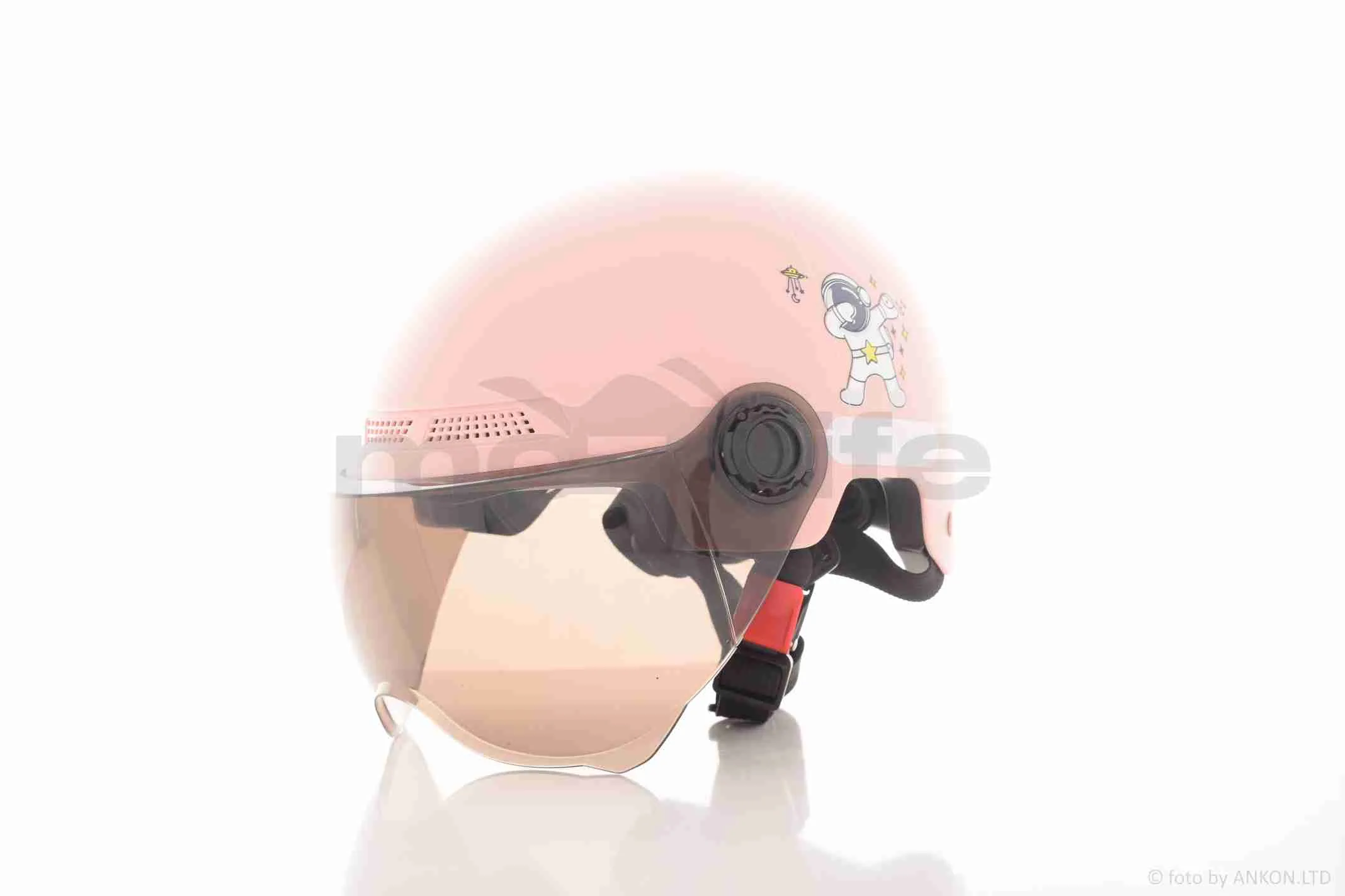 at-038629_3
