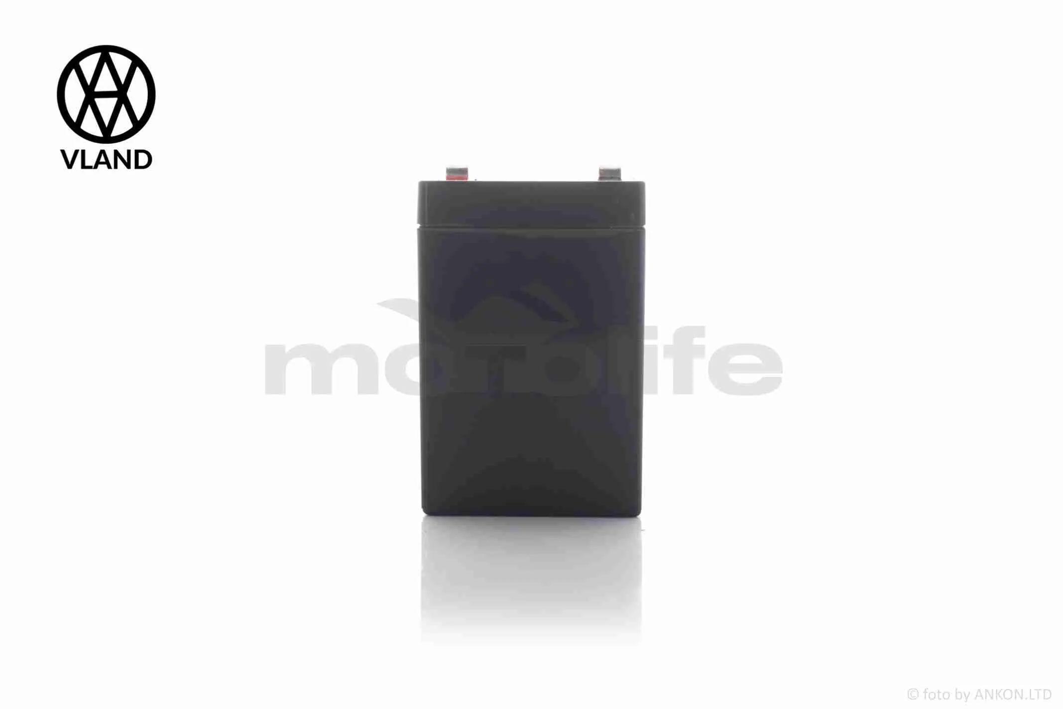 at-007562_3